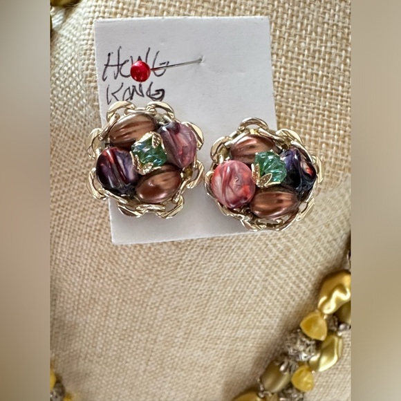 Vintage HongKong Earrings and Gold tone Beaded Necklace 2 strands - Picture 5 of 9